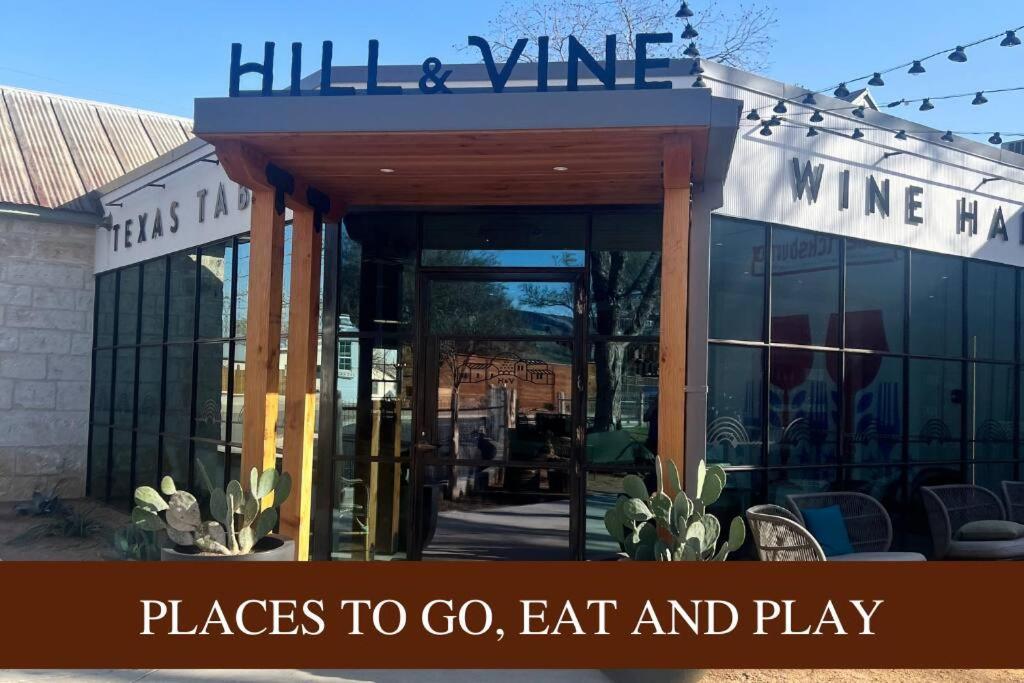 프레드릭스버그 Pet Friendly! Hot Tub, 2Mins From Main, Fire Pit 빌라 외부 사진