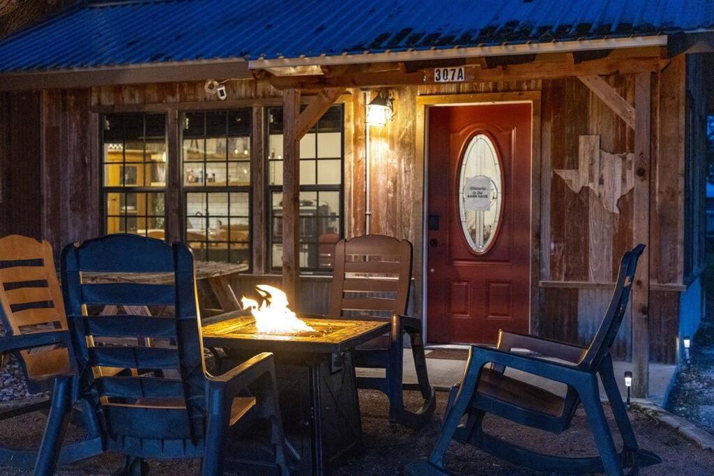 프레드릭스버그 Pet Friendly! Hot Tub, 2Mins From Main, Fire Pit 빌라 외부 사진